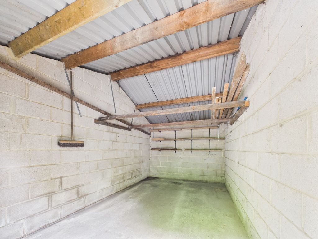 Property photo 2 of 2