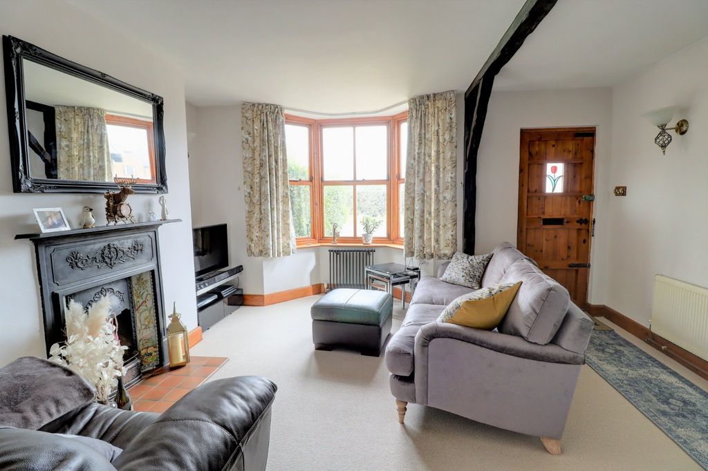 Property photo 2 of 16 Picture No. 03