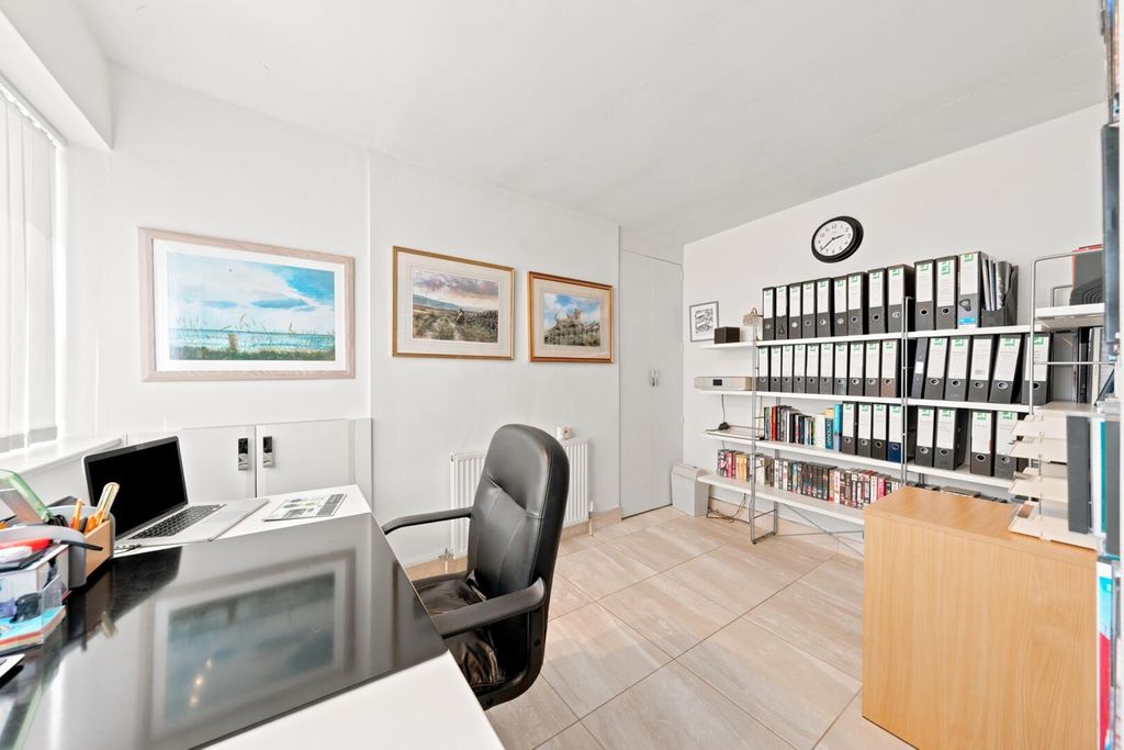 Additional image 36 of 5 bed flat for saleLucknow Road, Nottingham NG3