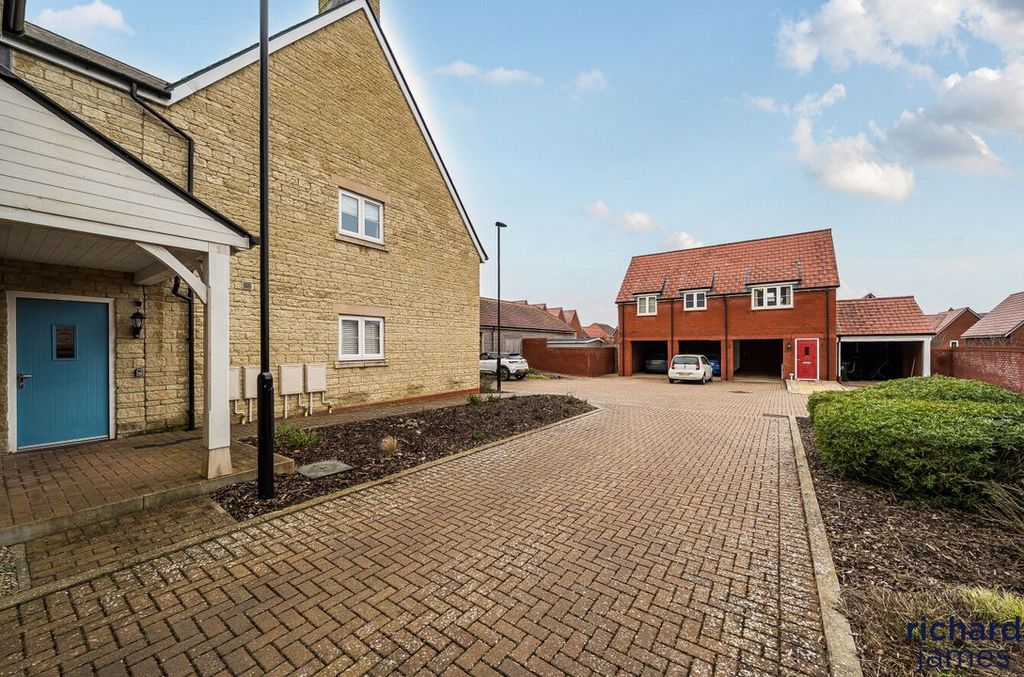 Property photo 2 of 14 1760Bb2Bcf5F465981Ef86B866A39E73