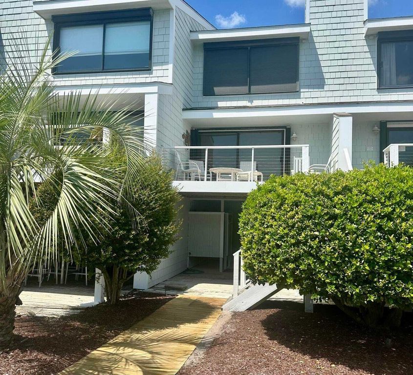 Property photo 1 of 31