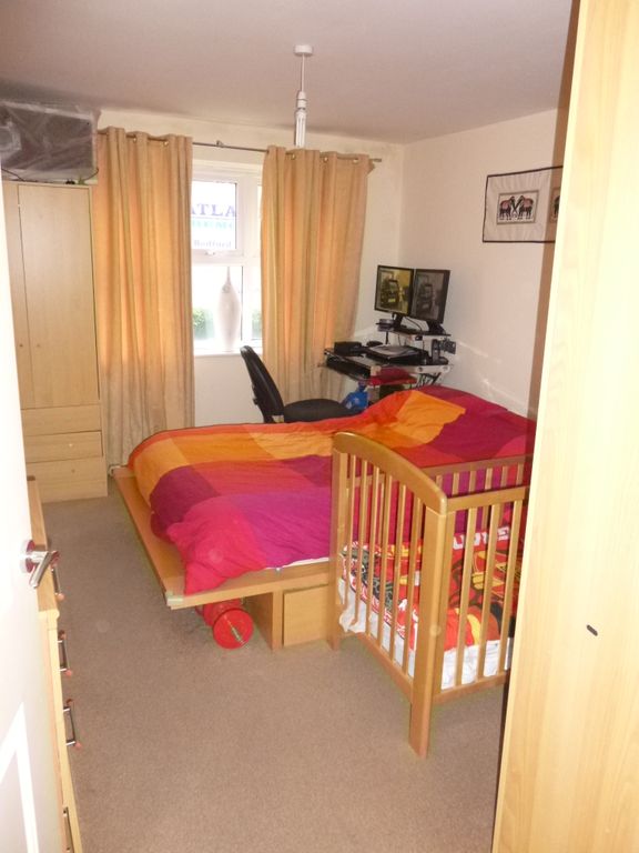 Property photo 3 of 5