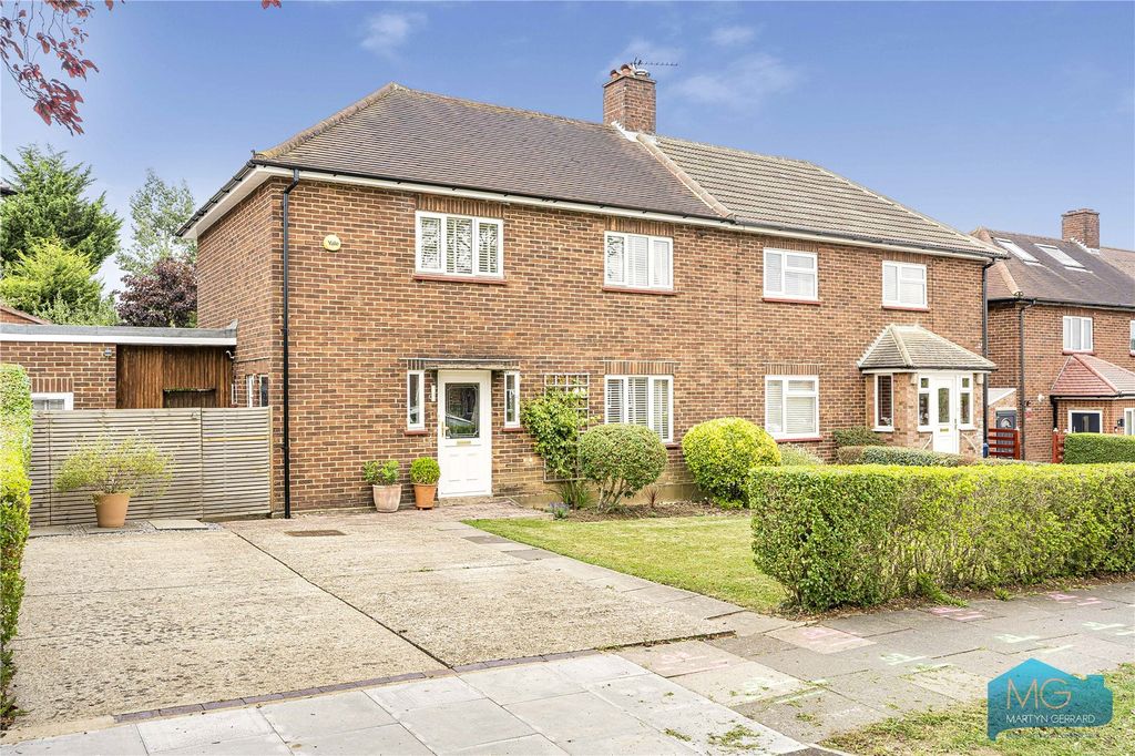 Property photo 1 of 28 Picture No. 24