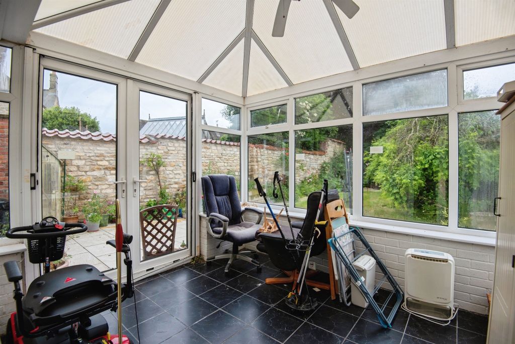 Property photo 2 of 24
