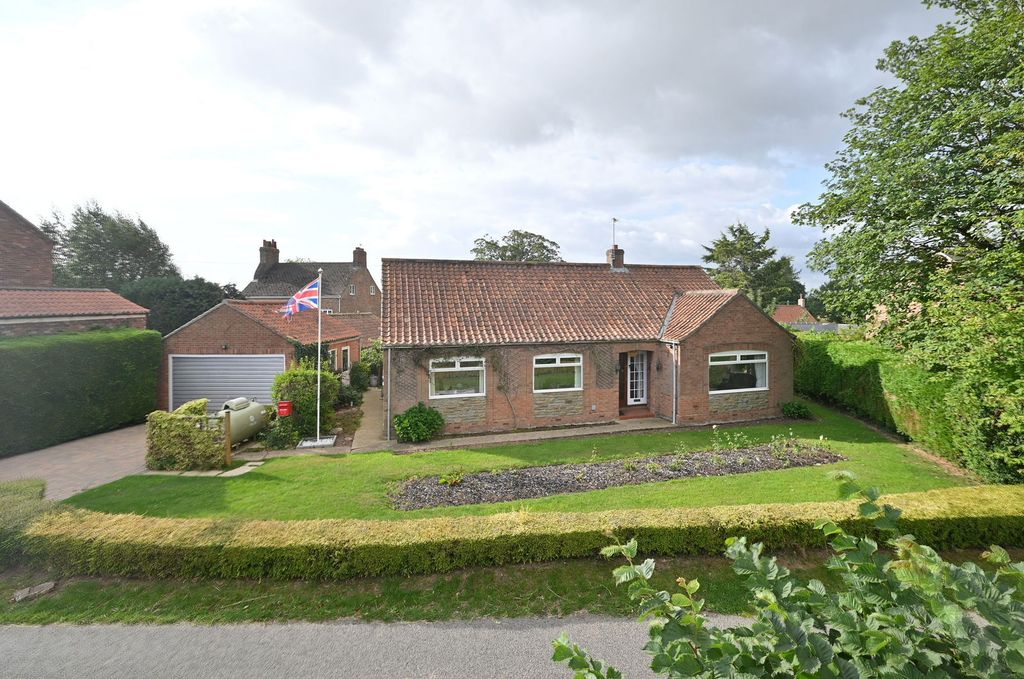 Property photo 1 of 21