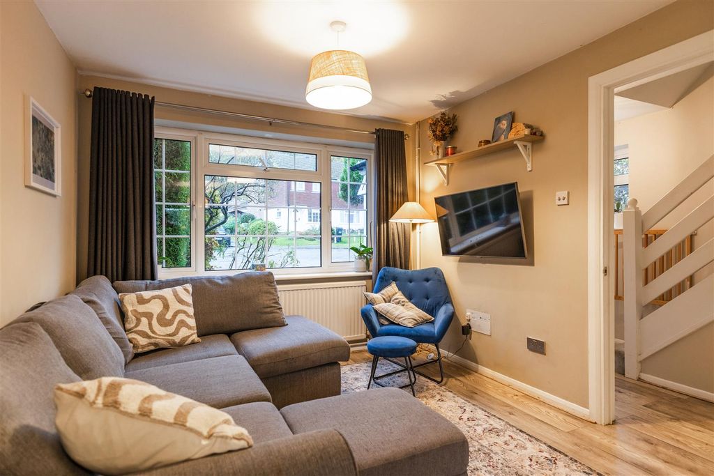 Property photo 3 of 18