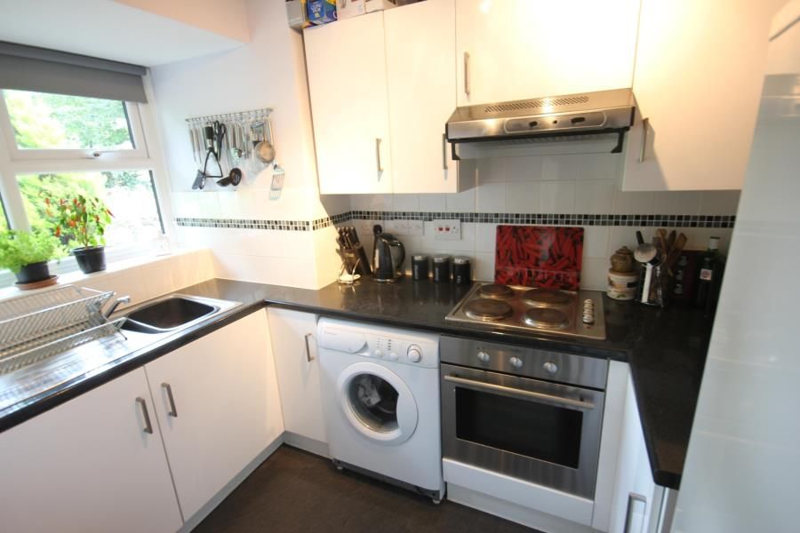 Property photo 2 of 3