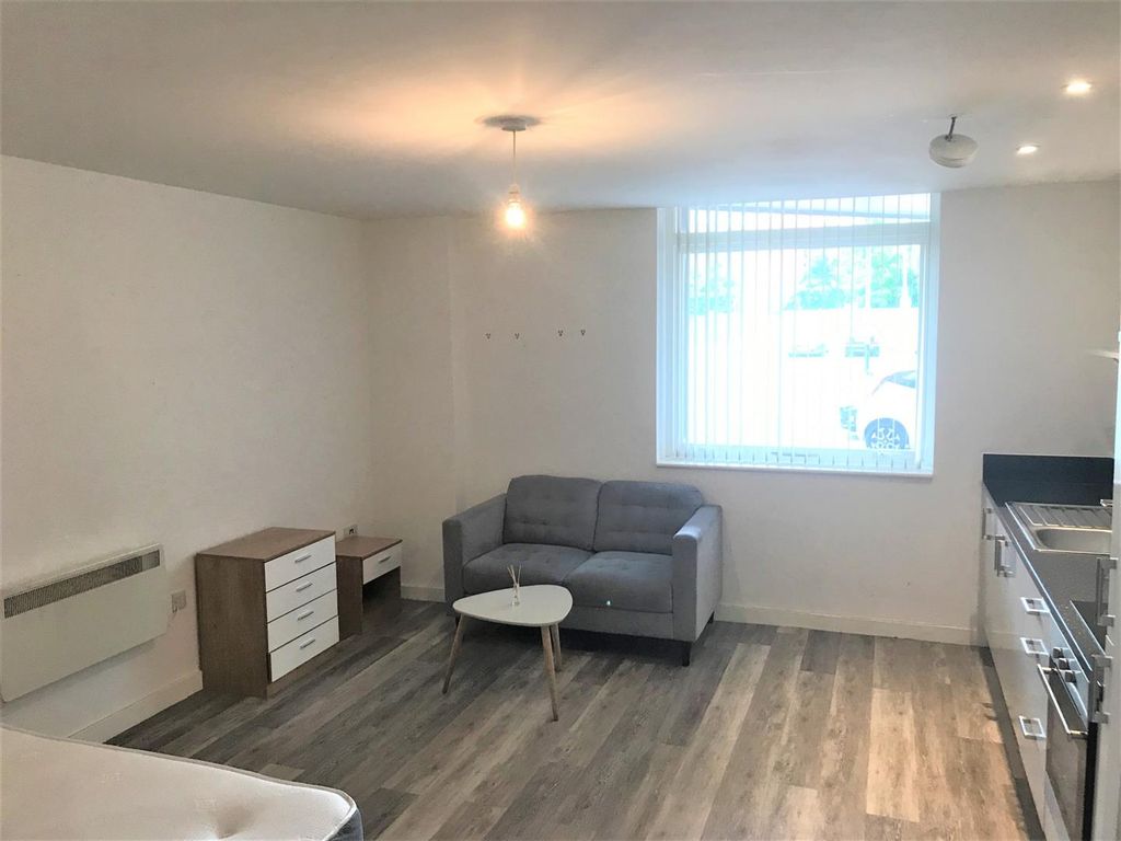 Property photo 1 of 5