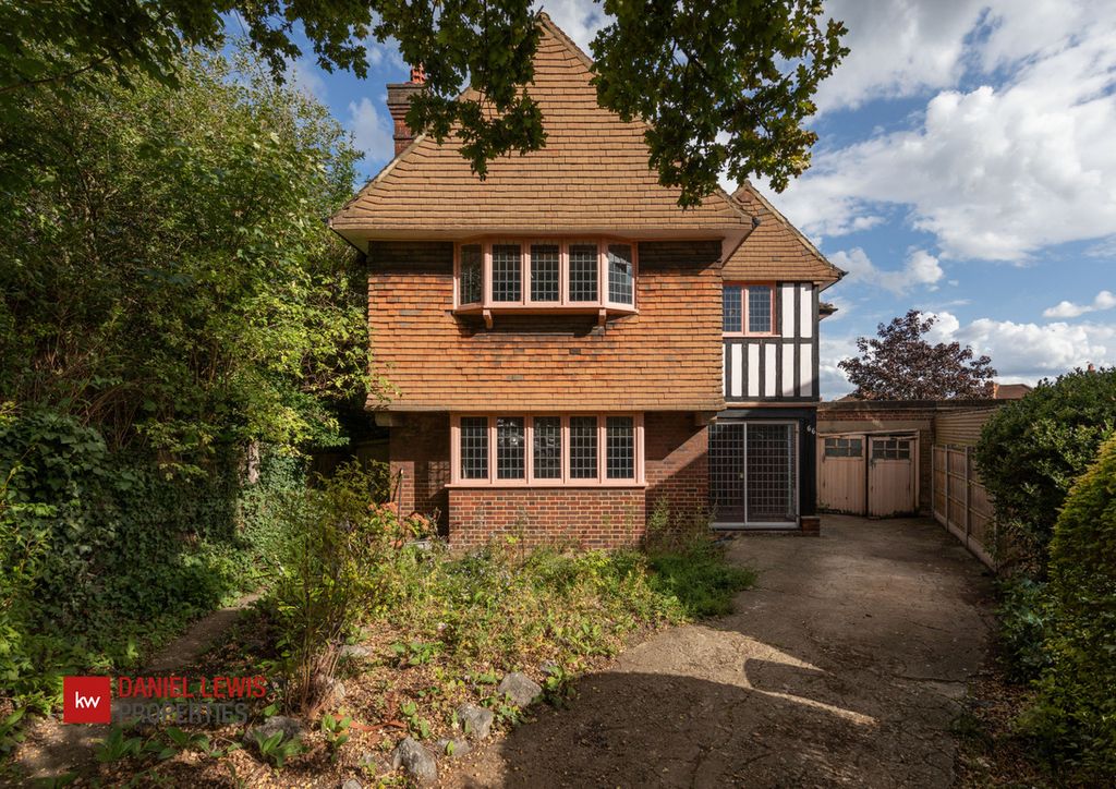 Property photo 1 of 29
