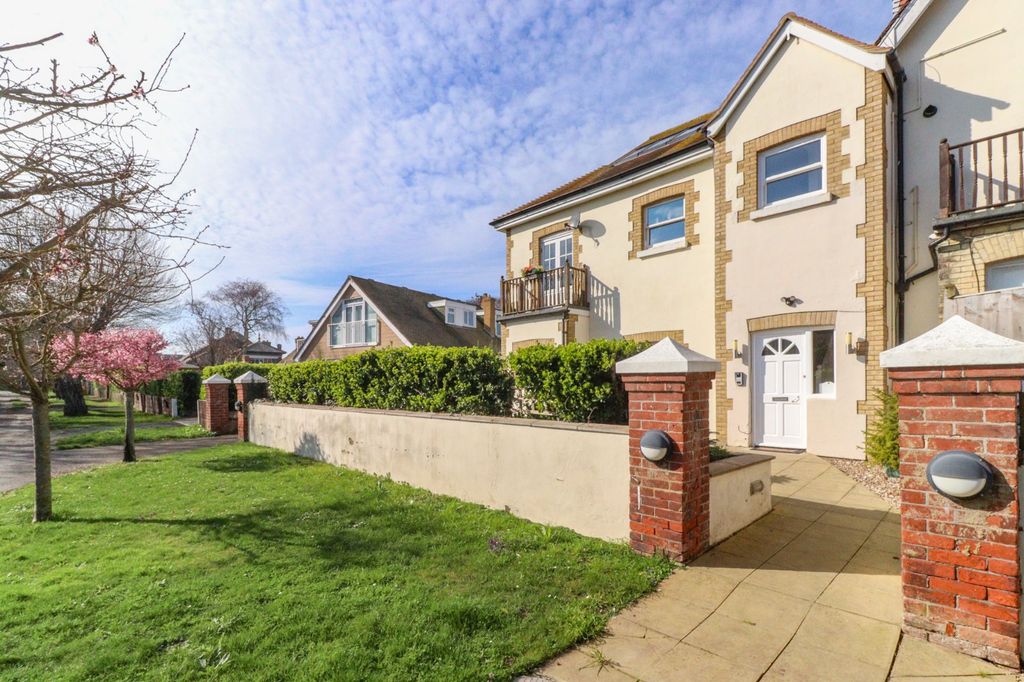 Additional image 14 of 3 bed flat for saleBerkeley Road, Birchington CT7