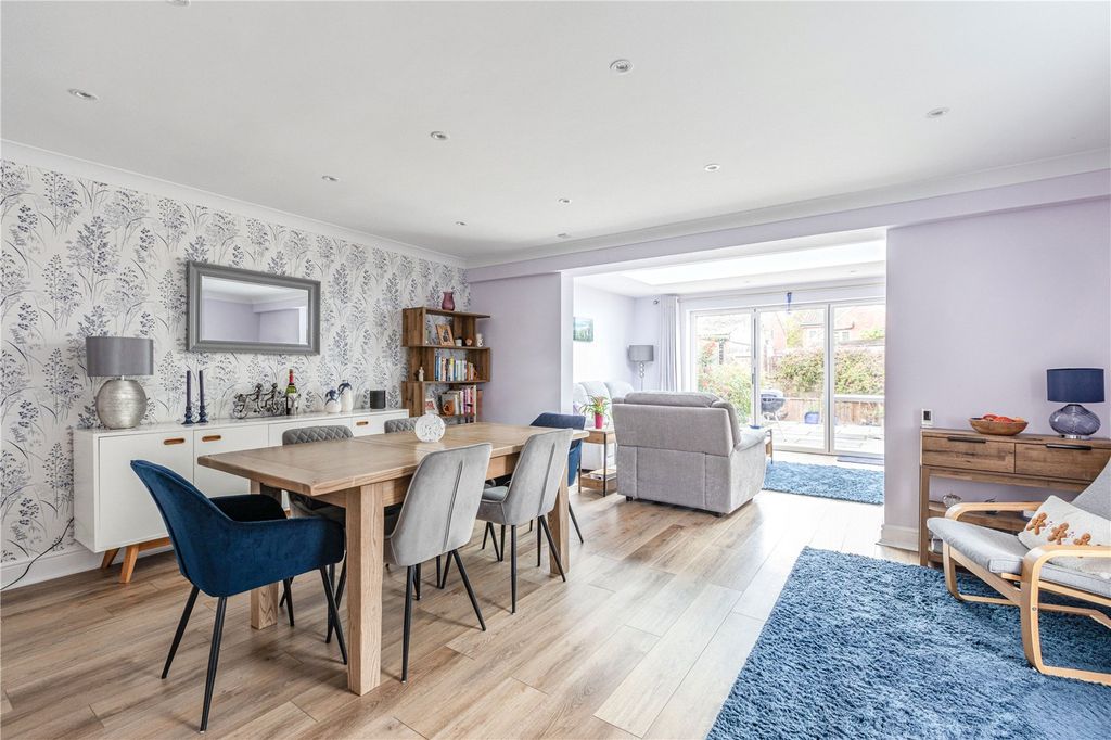 Property photo 3 of 23 Picture No. 09