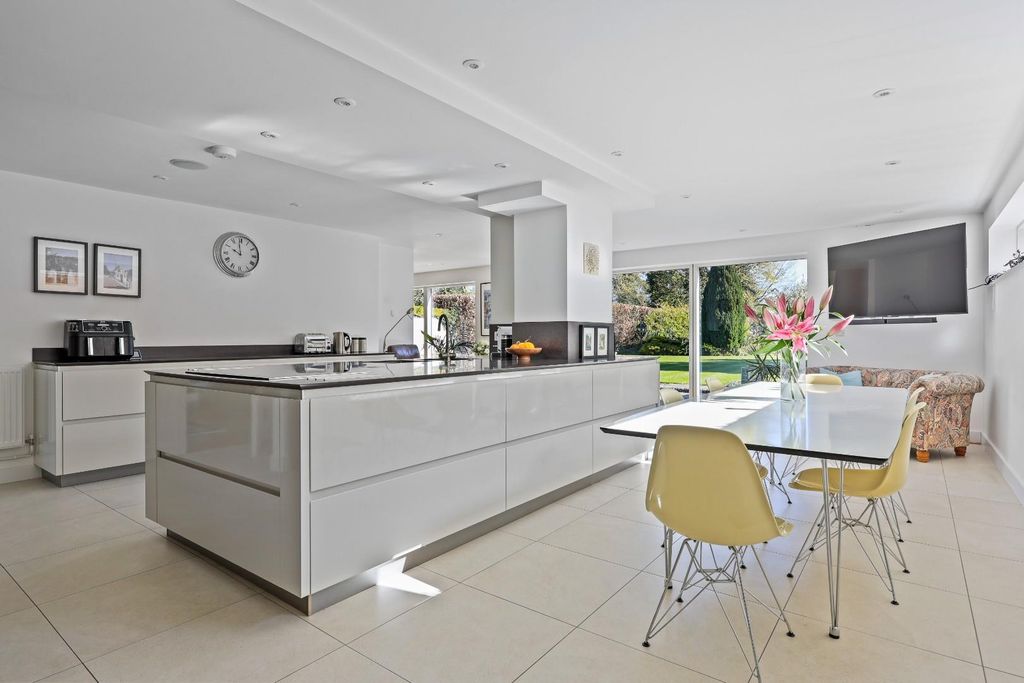 Additional image 4 of 5 bed detached house for saleCoppice Avenue, Great Shelford CB22