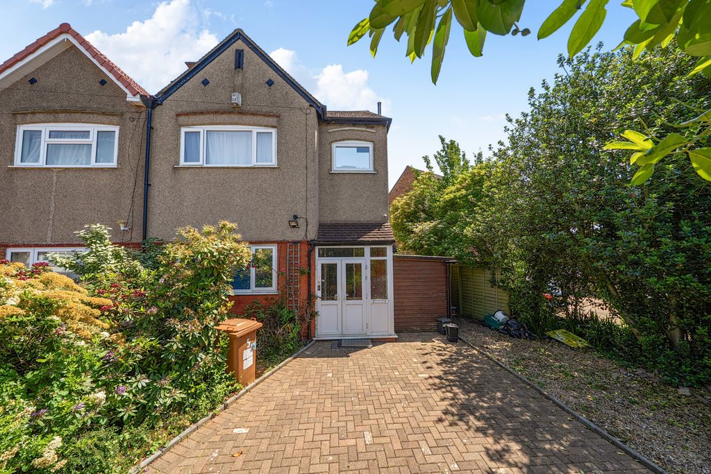 Property photo 1 of 17 1467681-2-6A16E0B...