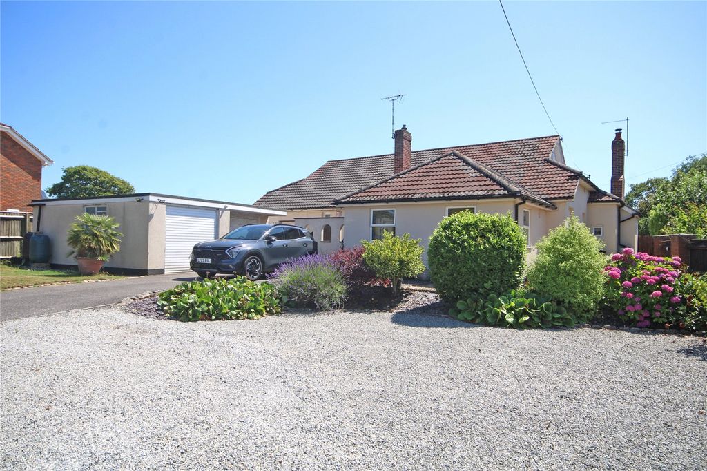 Property photo 2 of 16 Picture No. 14
