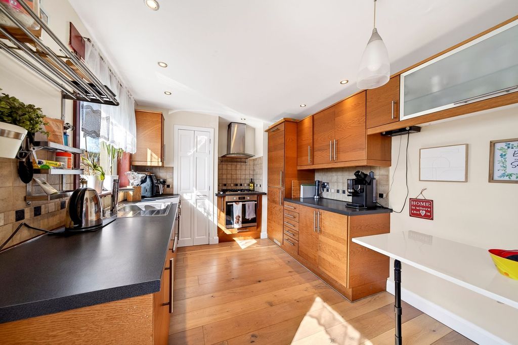 Property photo 3 of 48 Kitchen