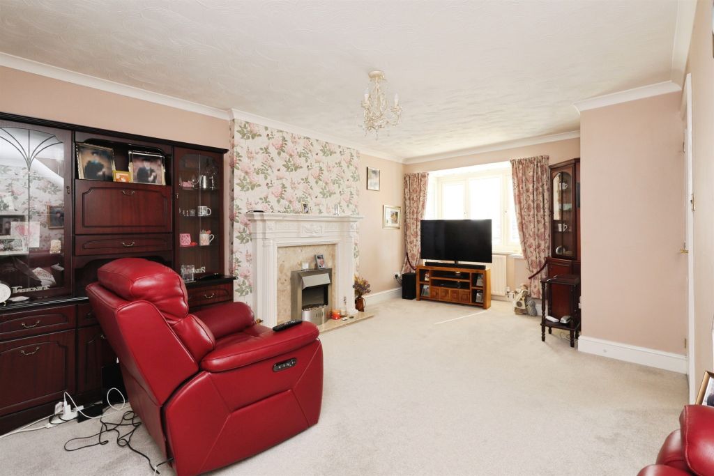 Property photo 3 of 22