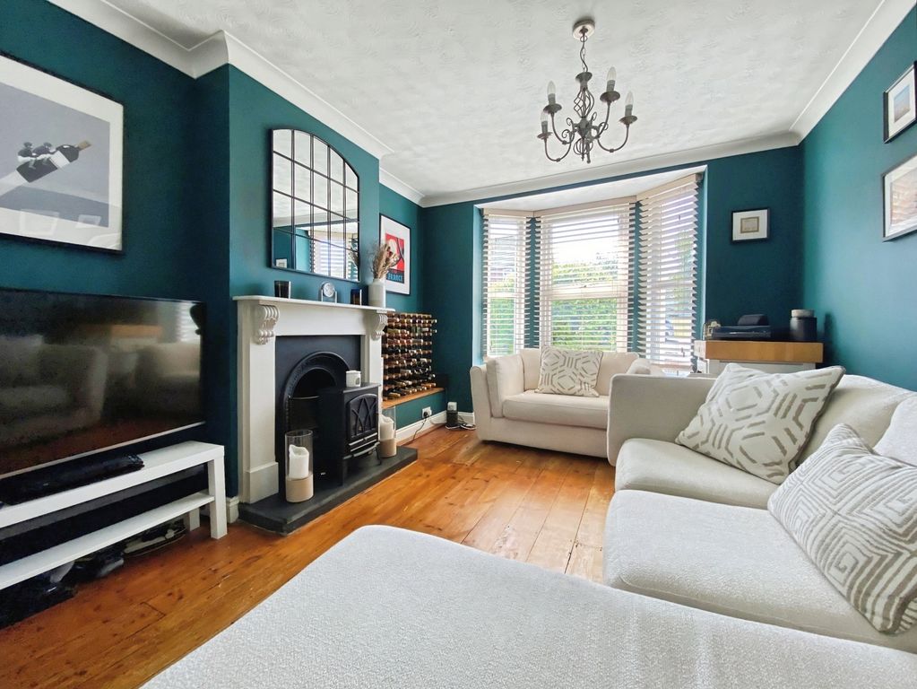 Property photo 3 of 17 Pbox-Img.Jpg