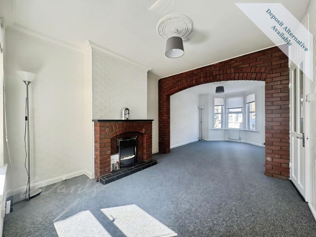 Property photo 3 of 12 St Davids Lounge ...