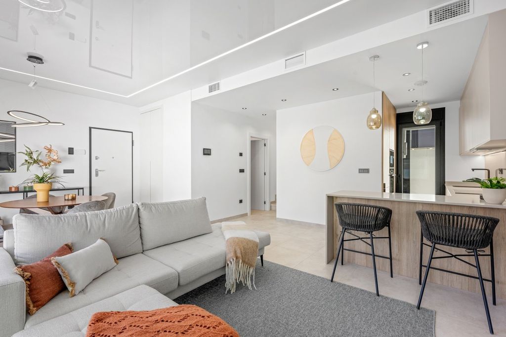 Property photo 3 of 39