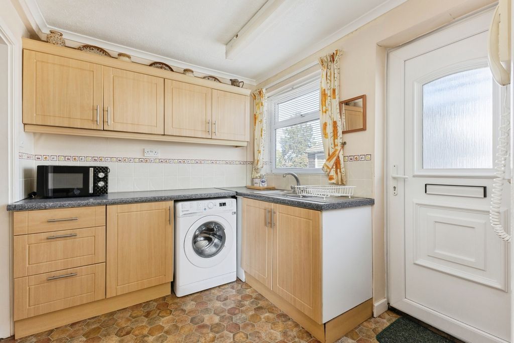 Property photo 2 of 20 Pbox-Img.Jpg