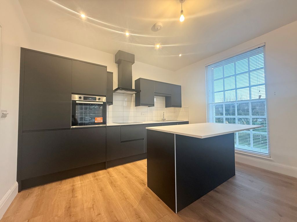 Property photo 1 of 5 Kitchen