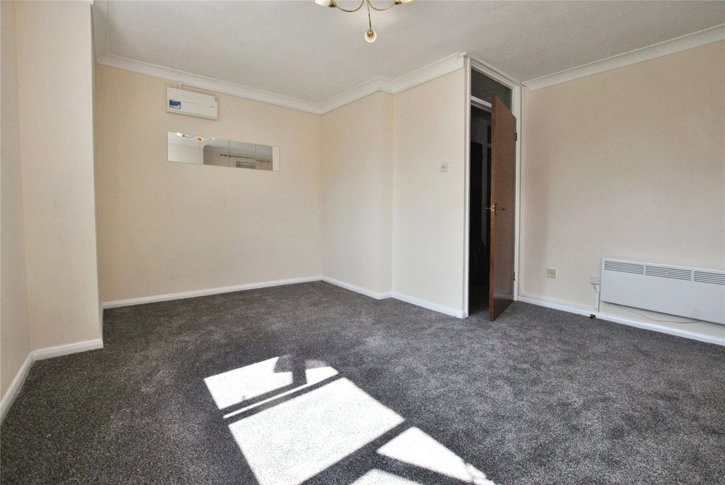 Property photo 2 of 6 Picture No. 01
