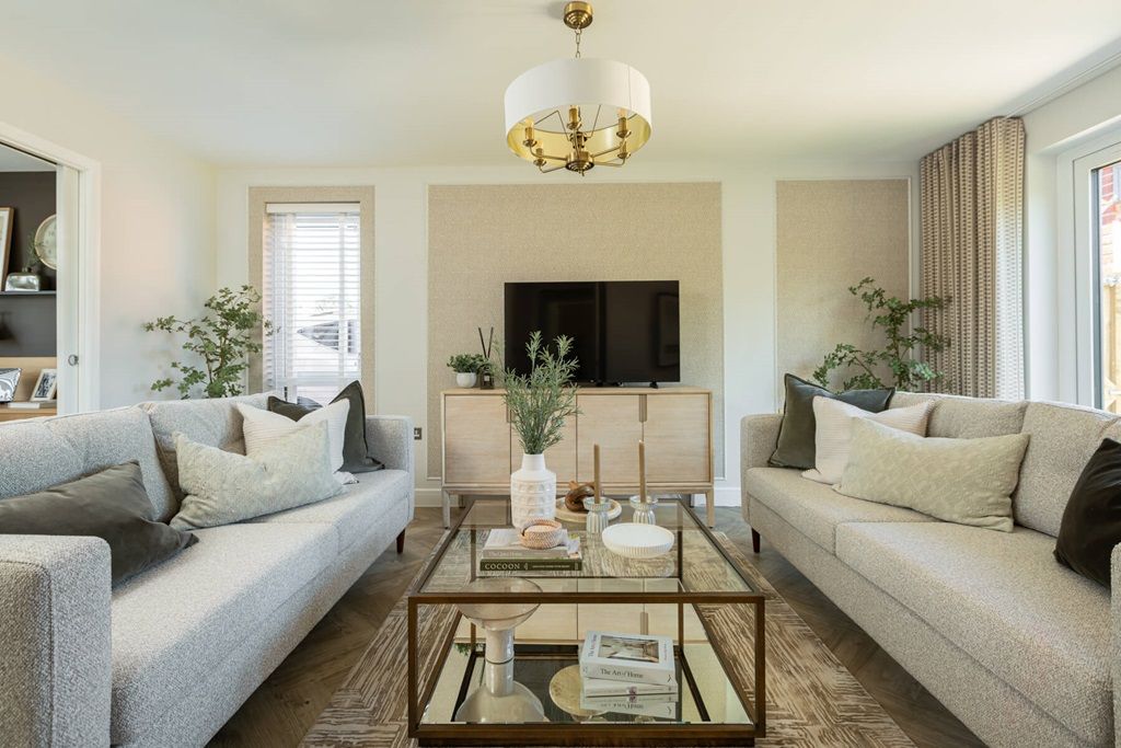 Property photo 3 of 15 There's Room For The Whole Family To Relax In The Light &amp; Spacious Living Room