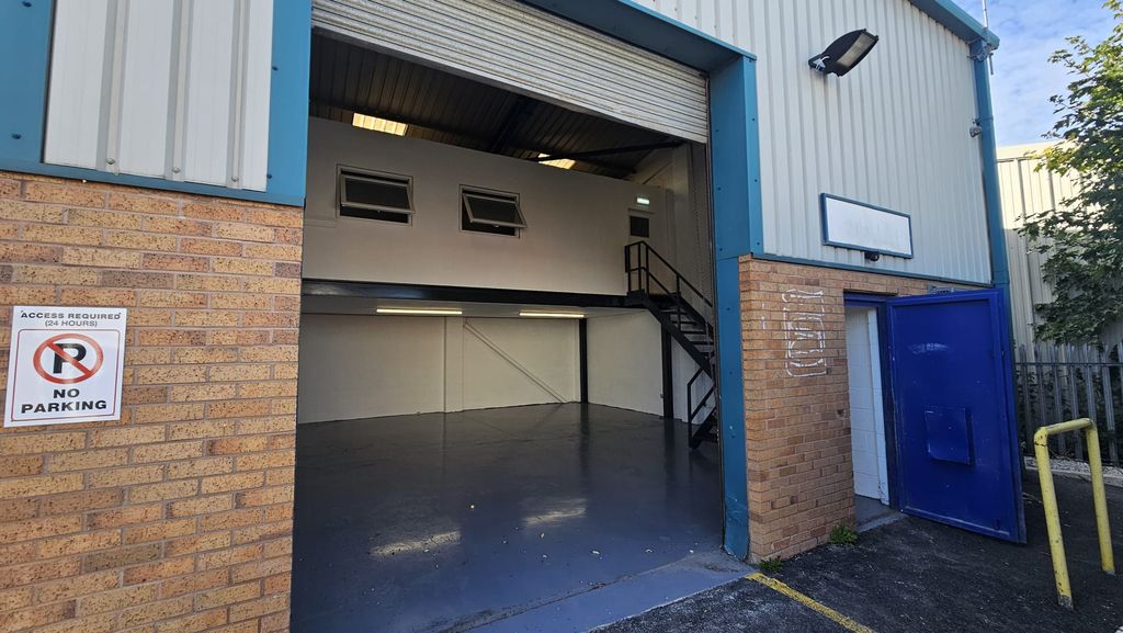 Property photo 2 of 6