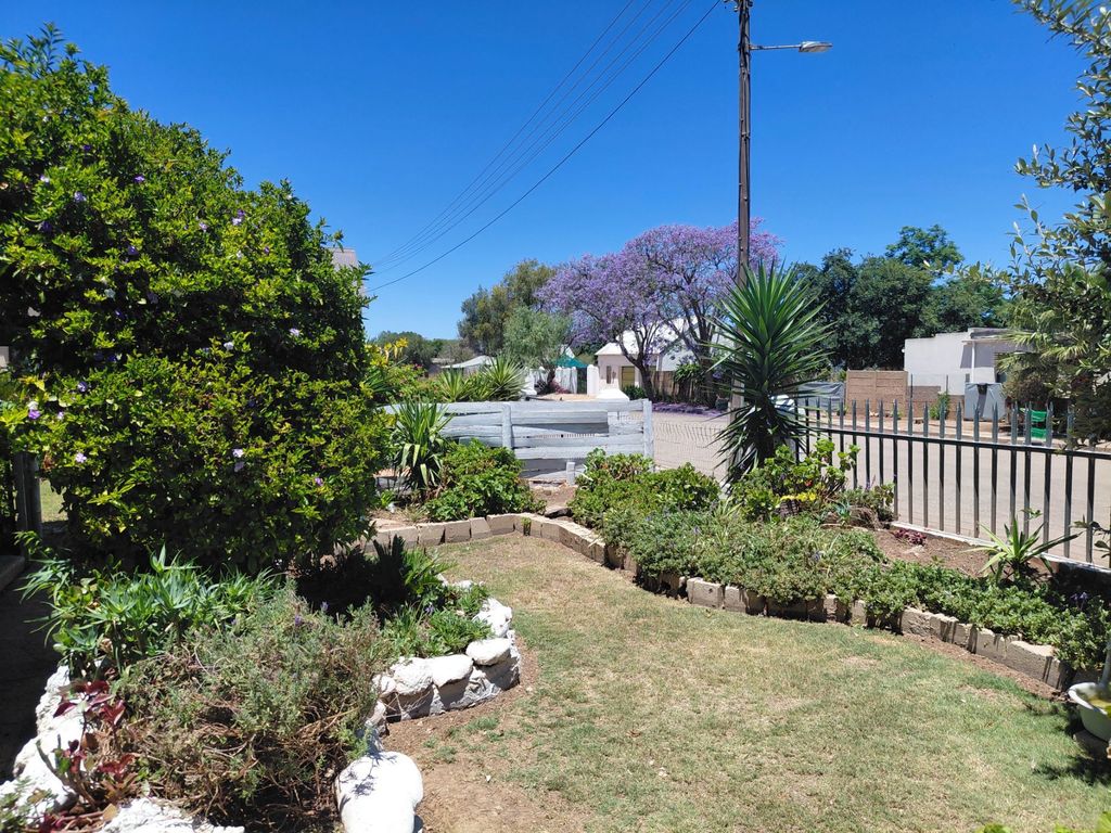 Property photo 3 of 35 1Sr1658833