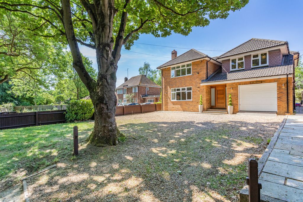 Property photo 2 of 44