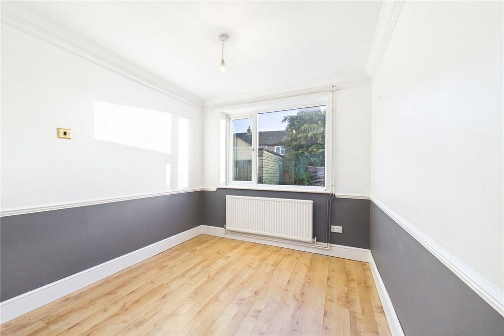 Property photo 3 of 10 Picture No. 01