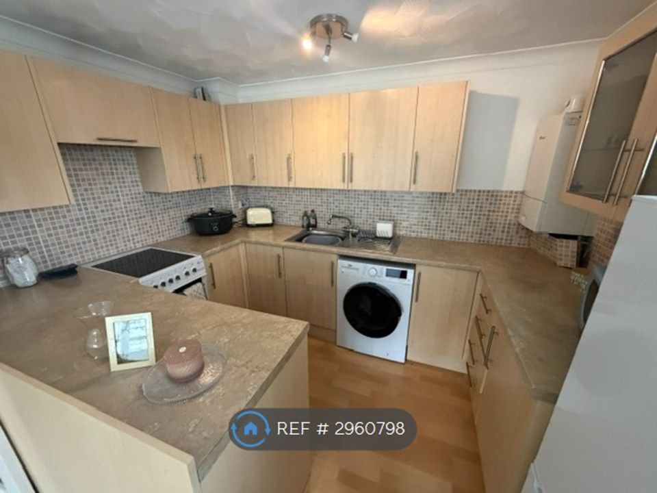 Property photo 3 of 6