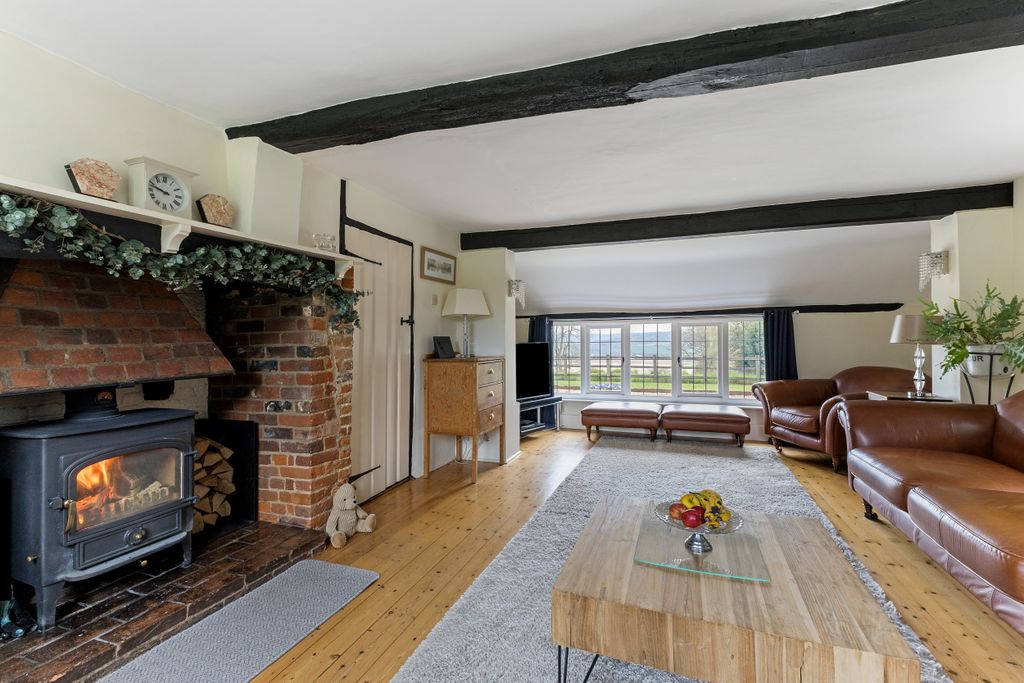 Property photo 3 of 26