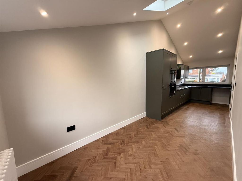 Property photo 3 of 13 Img_3708.Jpeg