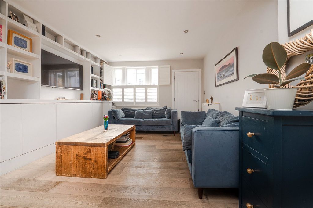 Property photo 2 of 19 Picture No. 2