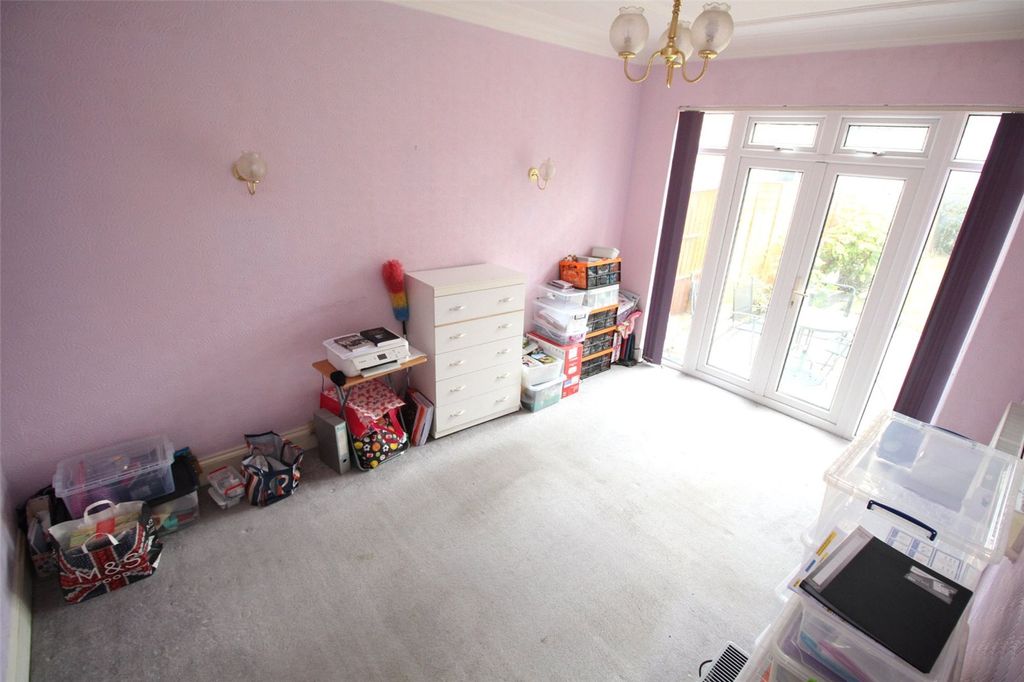 Property photo 3 of 12 Picture No. 05