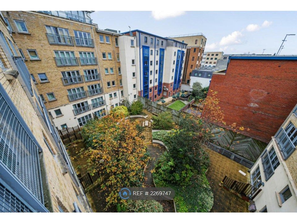 Property photo 3 of 12