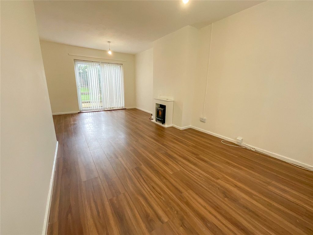 Property photo 2 of 14 Picture No. 02