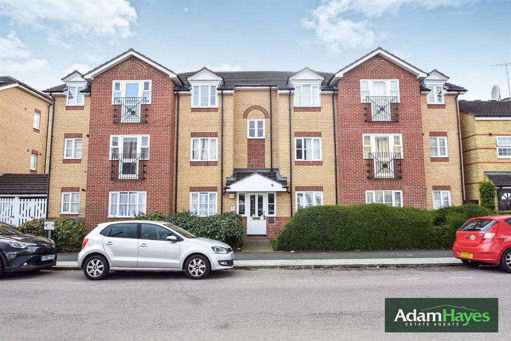 Property photo 1 of 6