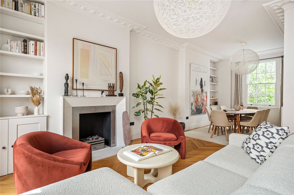 Property photo 1 of 33 Reception