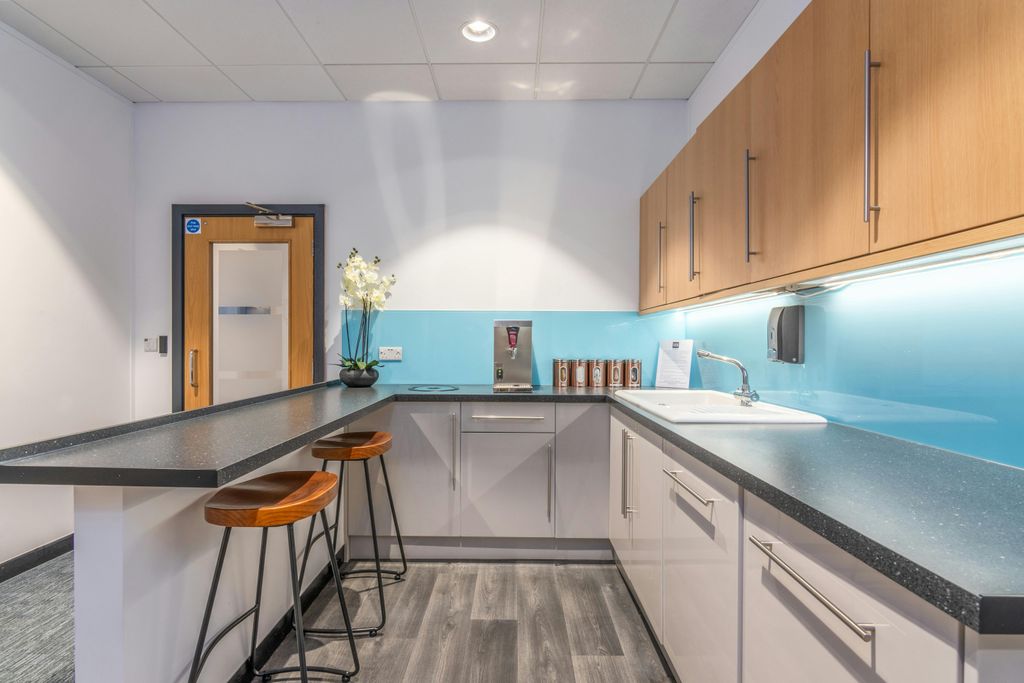 Property photo 3 of 7 Ellison And Co Property Solutions Photography   07817 559311  Pure Offices Aylesbury7.Jpg