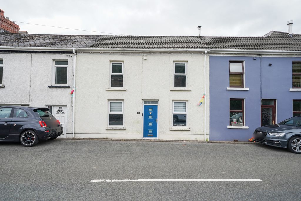 Property photo 1 of 18 F6F5Da140Adbb238d613386Bfce3c72B101B9023.Jpg