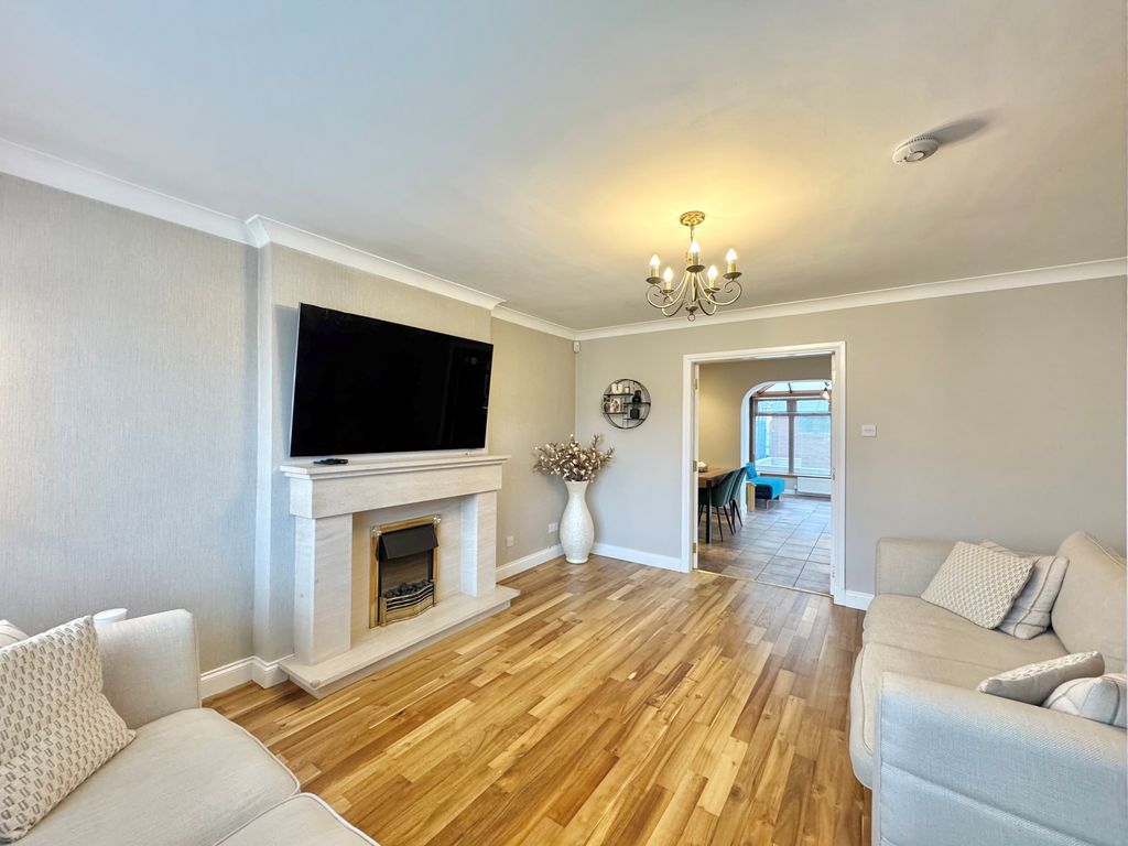 Property photo 3 of 26 Photo 2