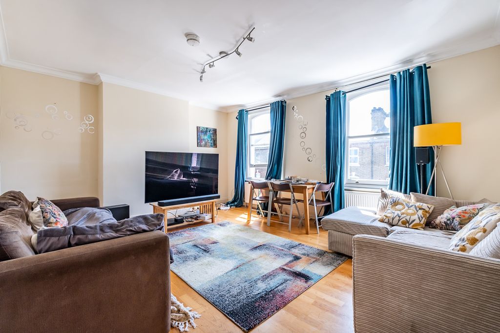Property photo 1 of 7