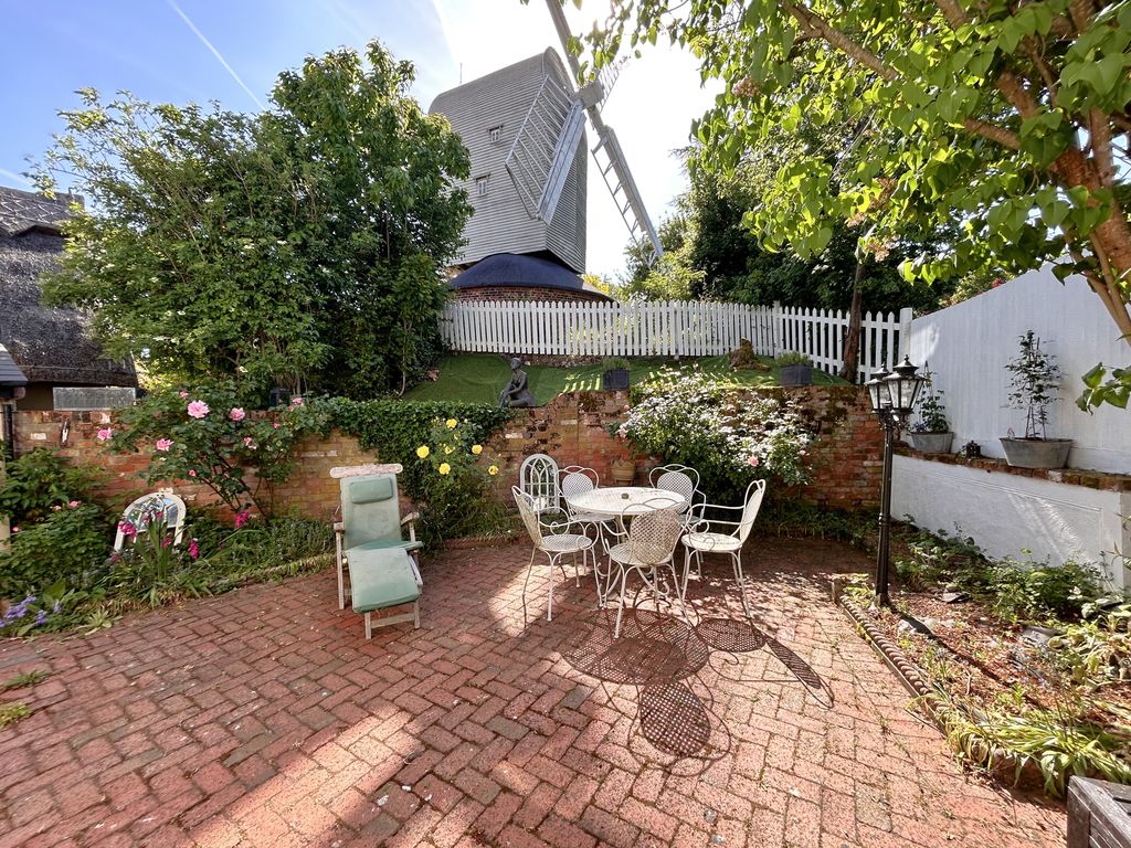 Property photo 3 of 19