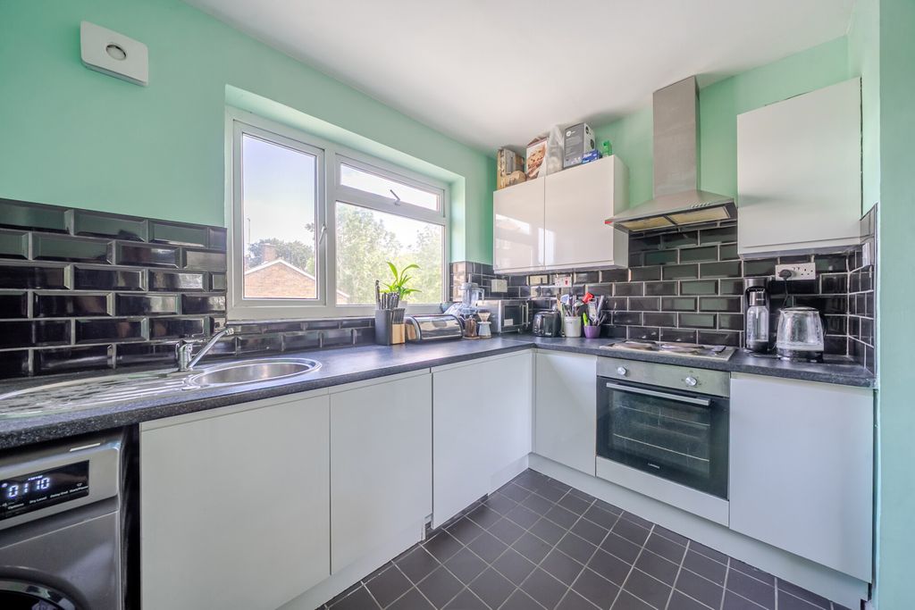 Property photo 2 of 15 1485019-12-6A424A...