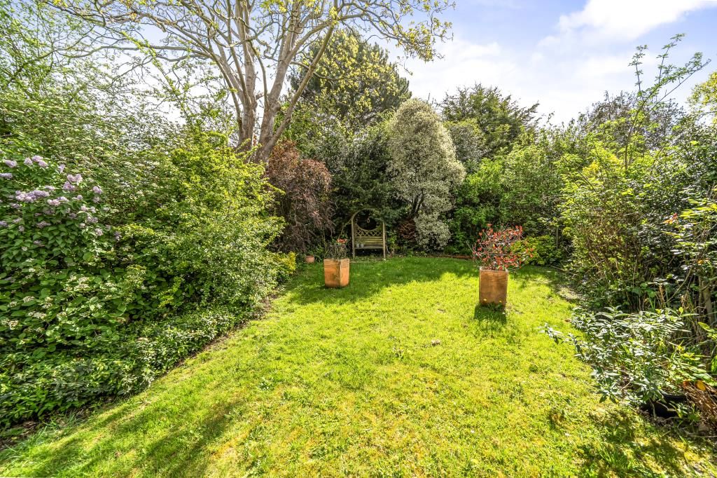 Property photo 2 of 15 Garden