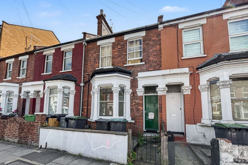 Property photo 1 of 15 Ground Floor Flat, 68 Crowland Road, South Tottenham, London, N15 6Uu