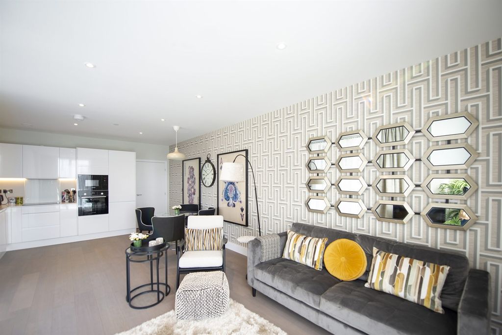 Property photo 2 of 7 Open Plan