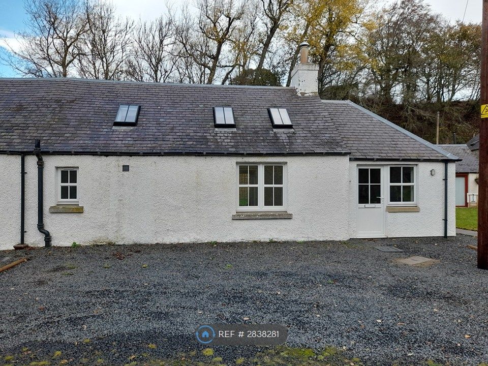 Property photo 1 of 11 Front